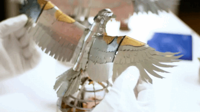 UNITY WINGS GOLDEN ARMOR