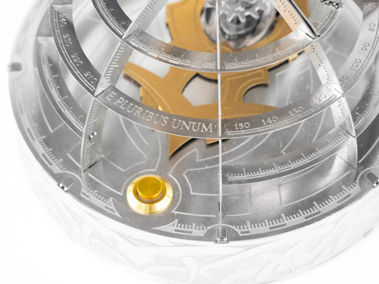 THE GREAT EAGLE GOLDEN ARMOR