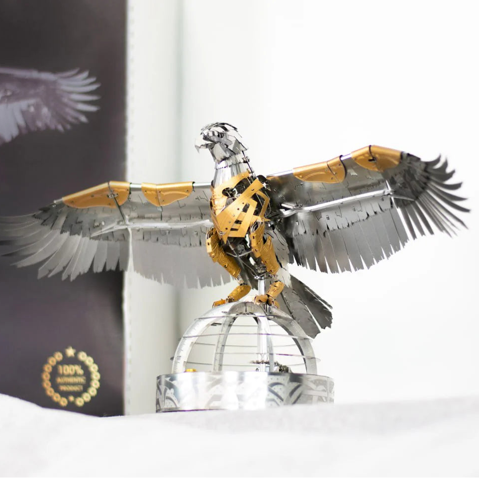 THE GREAT EAGLE GOLDEN ARMOR